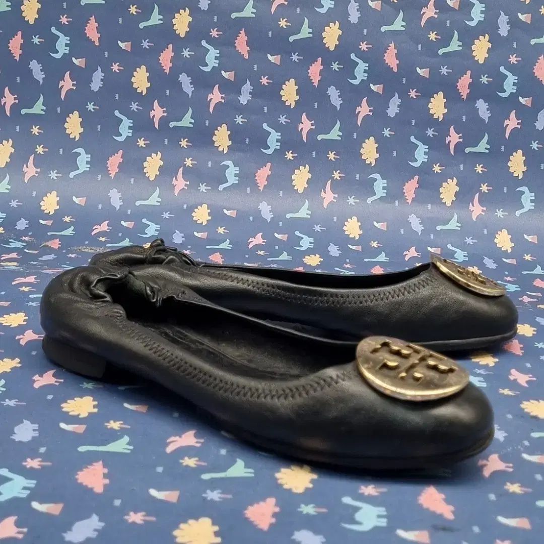 Tory Burch(トリーバーチ) ゴールドロゴ フラットシューズ 230