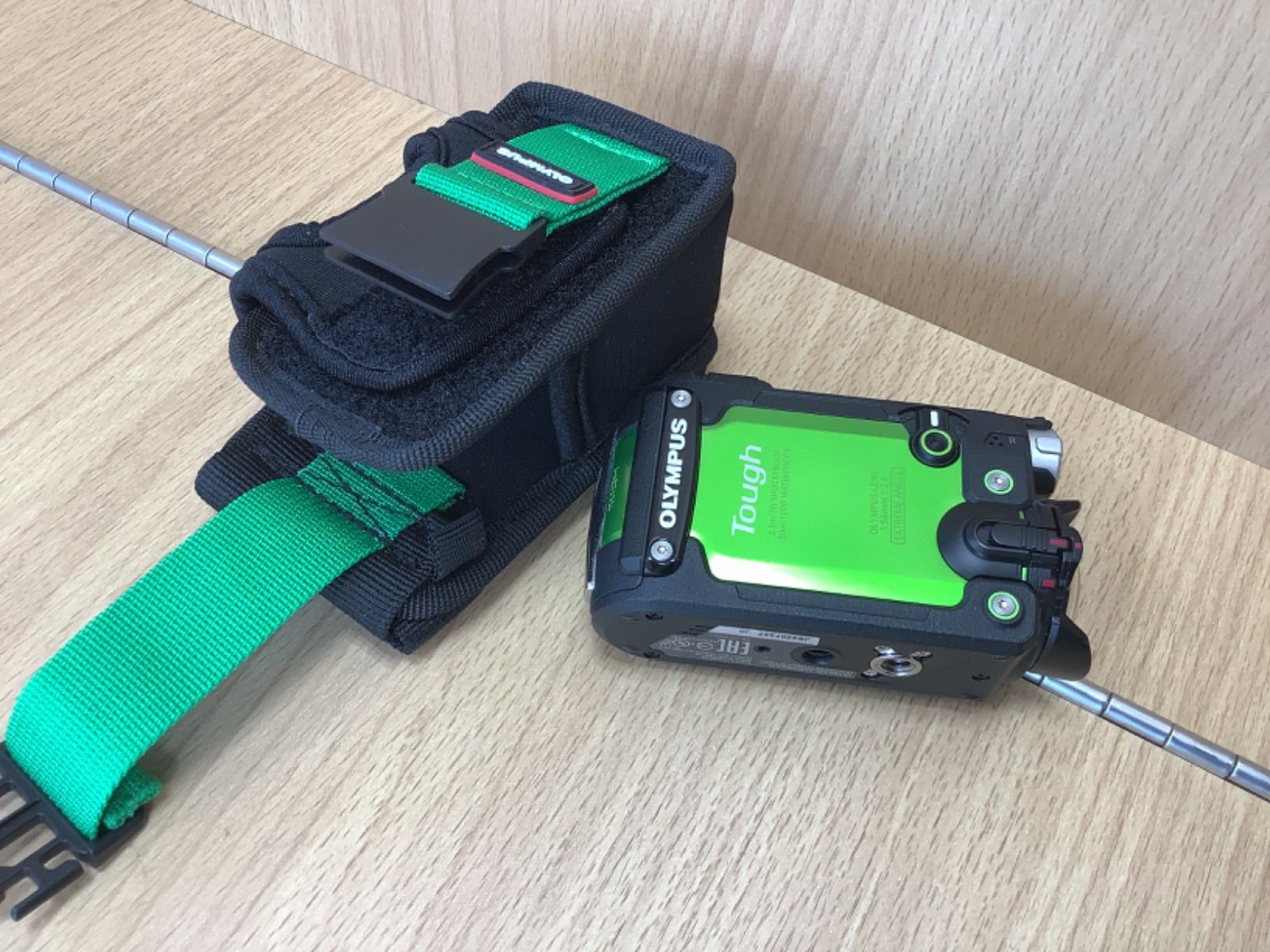 G1384【ジャンク扱】オリンパス OLYMPUS STYLUS TG-TRACKER グリーン