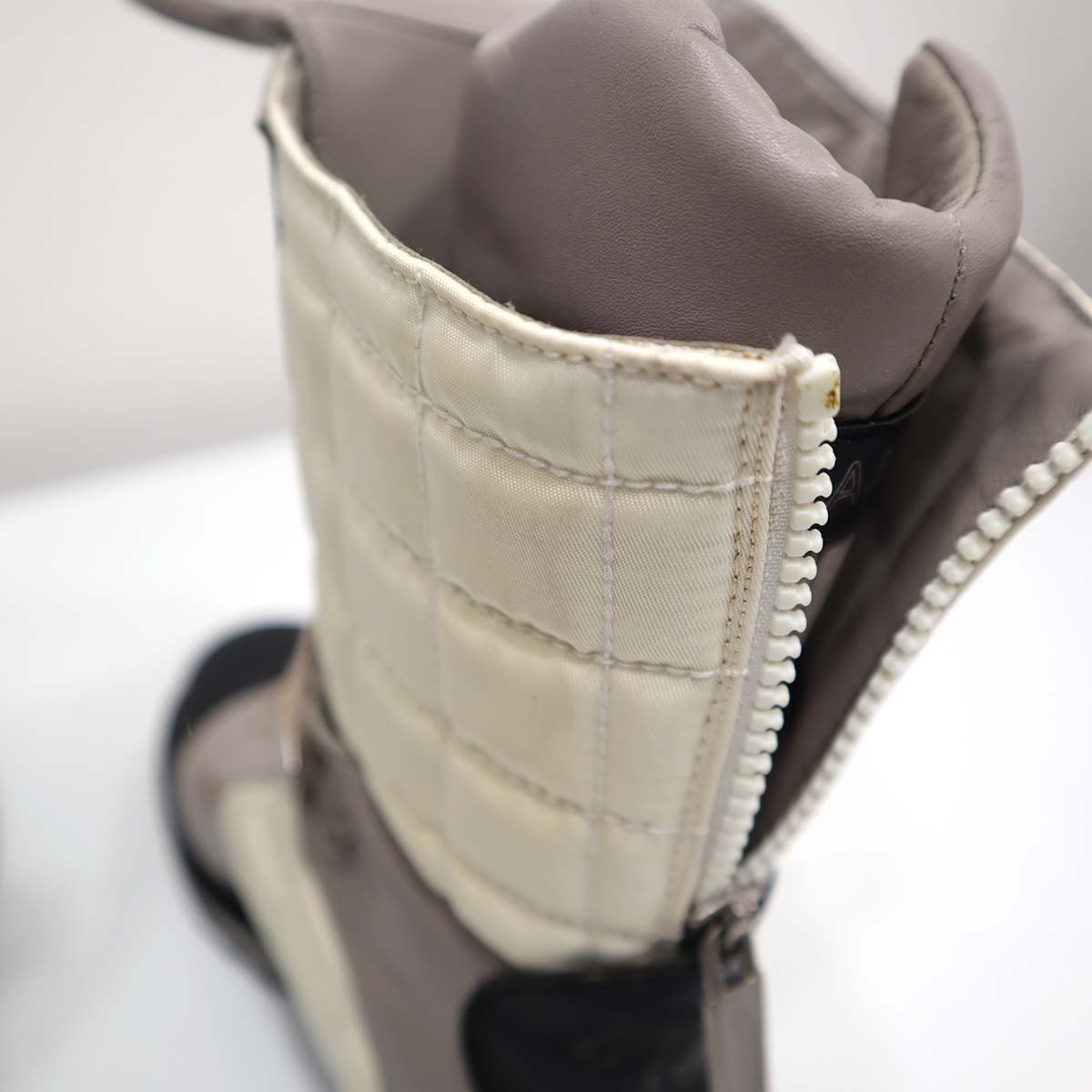 シャネル CHANEL 靴 ブーツ 37サイズ チョコバー ホワイト