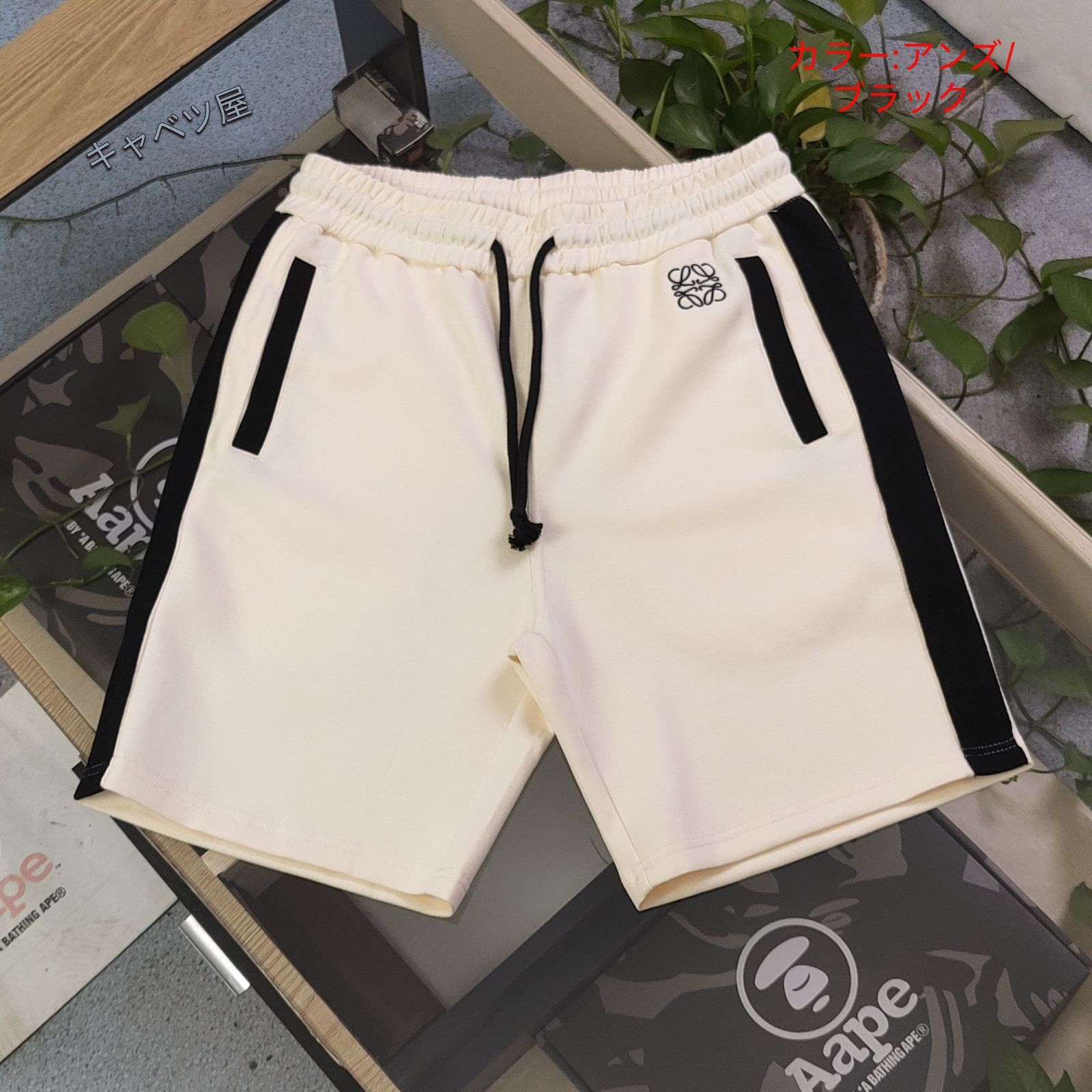 LOEWE ロエベ　レザーショートパンツ 47 L LOEWE(ロエベ) ショートパンツ(レディース) - 海外通販のBUYMA