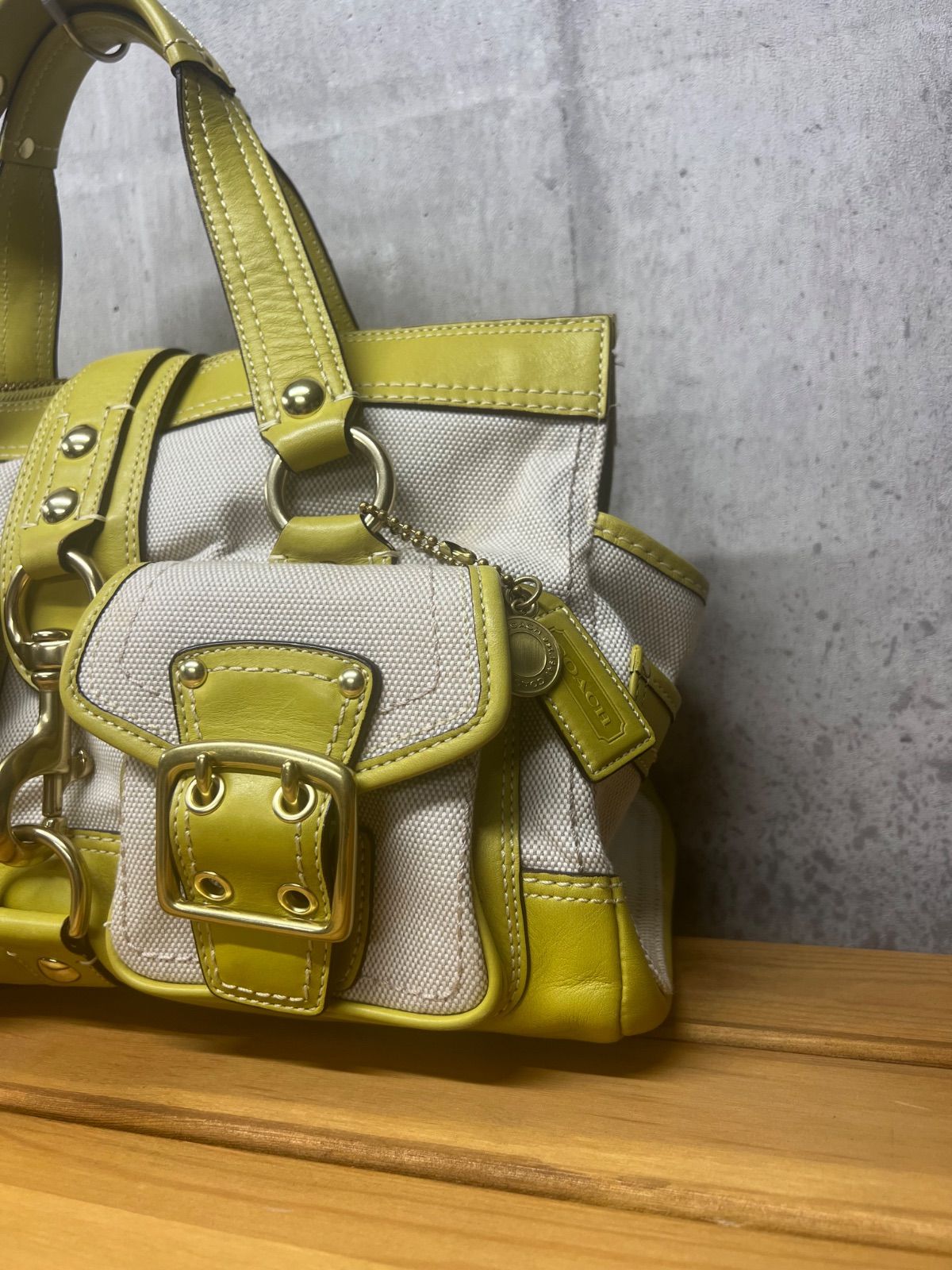 OneMall provides Mercari products: レアカラー COACH 65TH