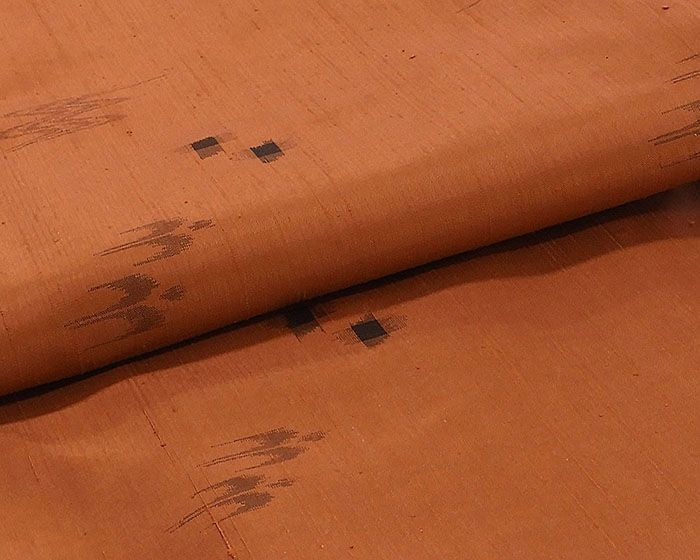 単衣 紬 新品仕立済 正絹 単衣 本場古琉球絣 燕絣模様 身丈164.5cm 裄