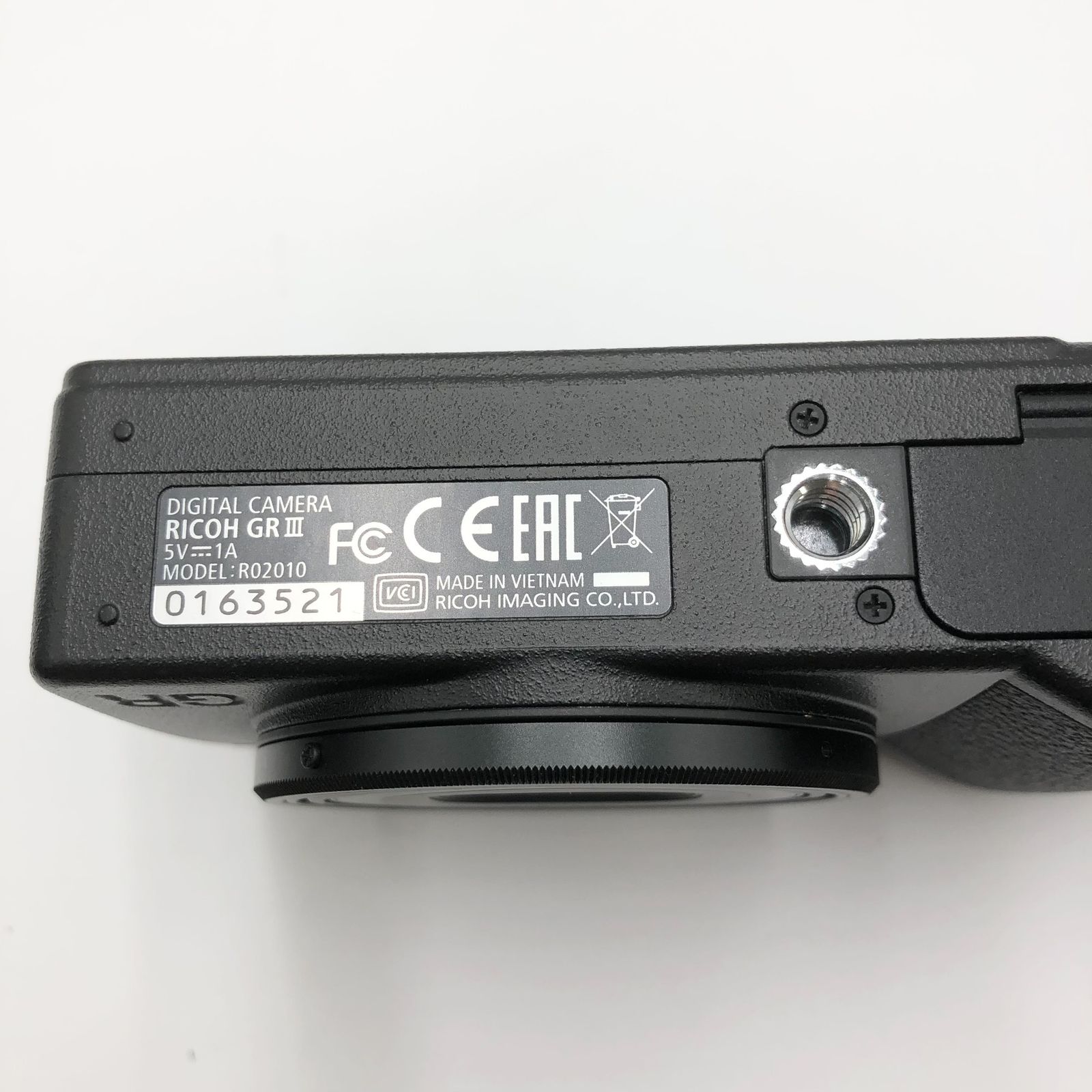 RICOH GR III デジタルカメラ APS-Cサイズ大型CMOSセンサー搭載 | ストリートスナップシュータ― | 約0.8秒 高速起動 | SR GRIII GR3