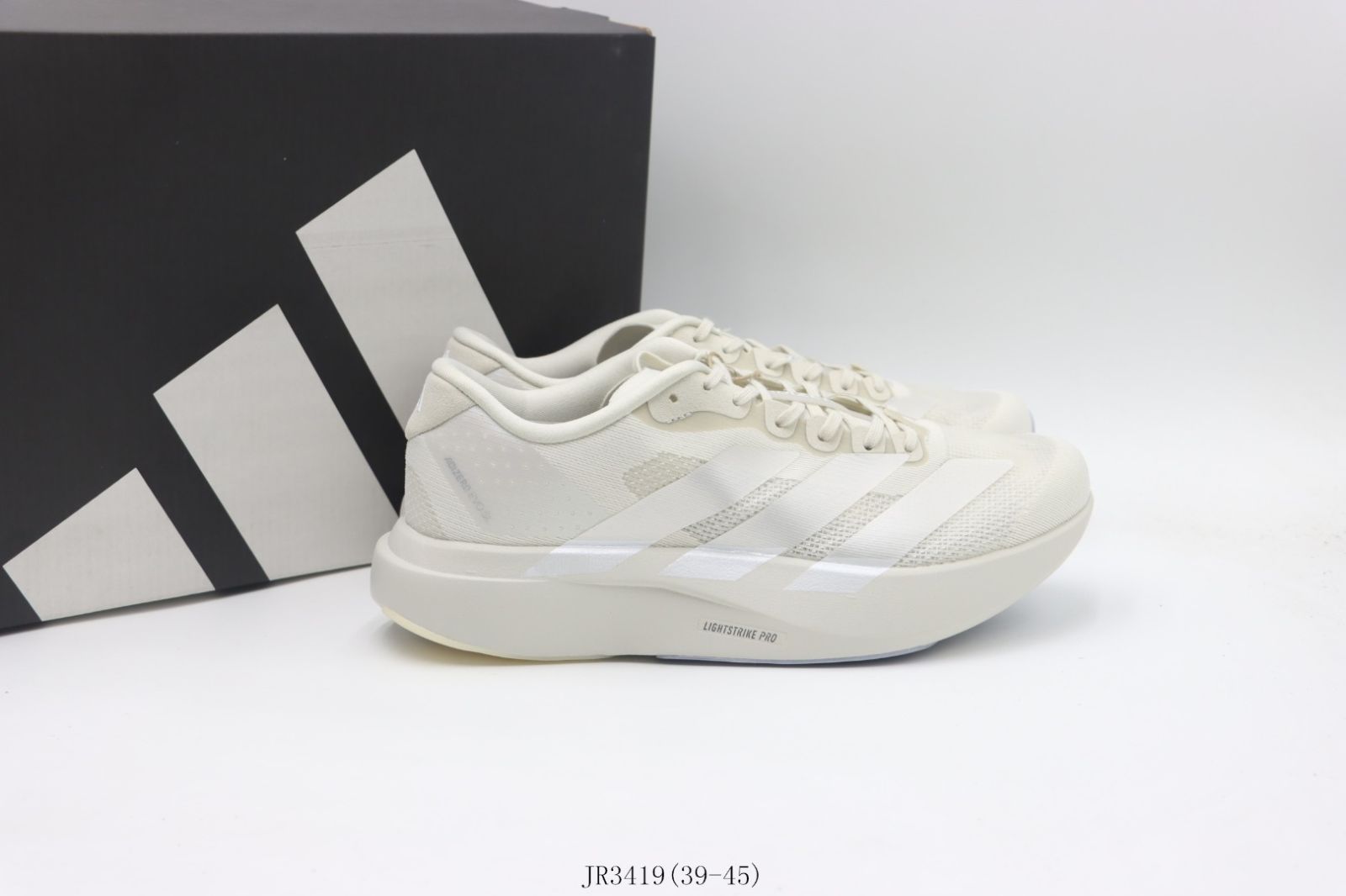 今日特価】Adidas アディダス ランニングシューズ ベージュ 今日特価】Adidas アディダス ランニングシューズ ベージュ