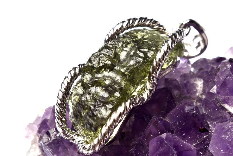 1点物】AAA+☆入手困難 シルバー925 モルダバイト 22x9mm 原石