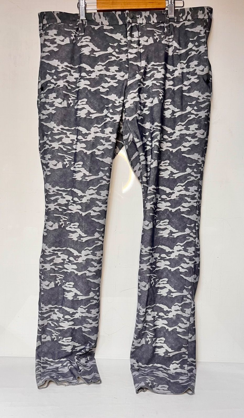 ばっさー　ブリーフィング　グレー 迷彩柄 ゴルフパンツ ○ 服 BRIEFING パンツ グレー 迷彩柄 XLサイズ メンズ ブリーフィング