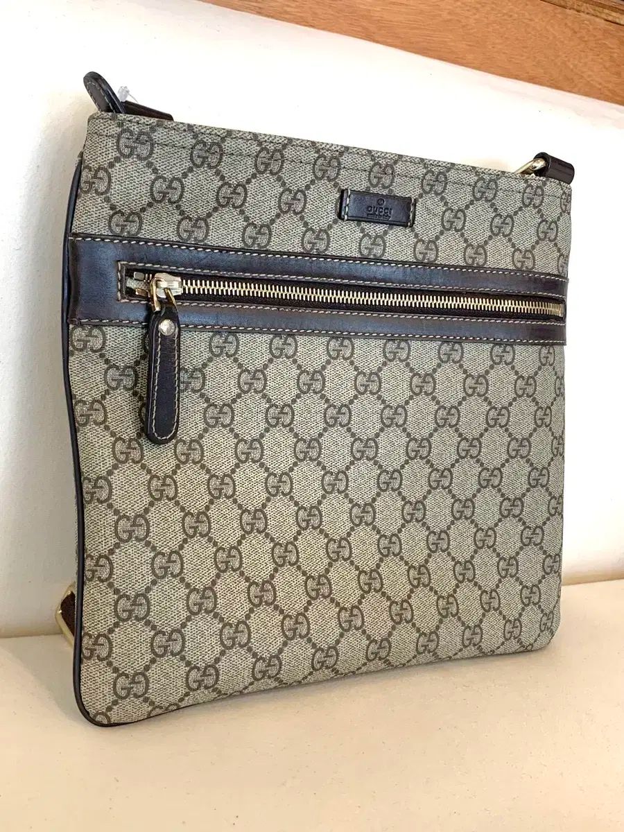 ♠ GUCCI