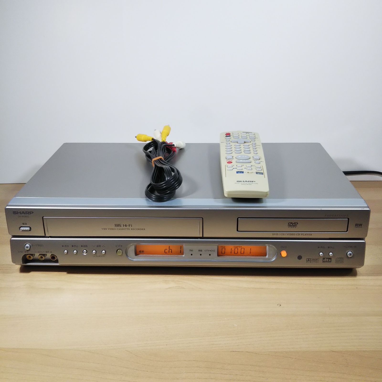 SHARP VHSビデオ一体型DVDプレーヤー DV-NC600 2003年製 中古品 - メルカリ