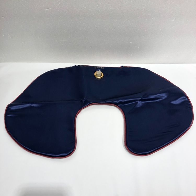 旅行用品 レッド