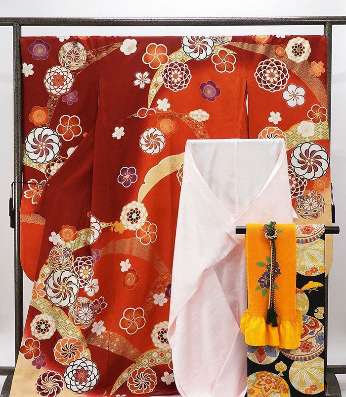 振袖 正絹 吉祥四季花模様 5点セット 身丈170.5cm 裄丈70.5cm 袋帯 長襦袢 帯締め 帯揚げ 振袖5点セット リサイクル 着物 e4080