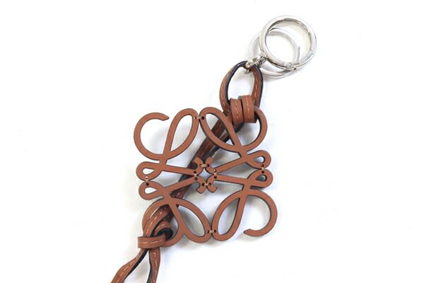 LOEWE ロエベ アナグラム レザー チャーム LOEWE ロエベ 正規品