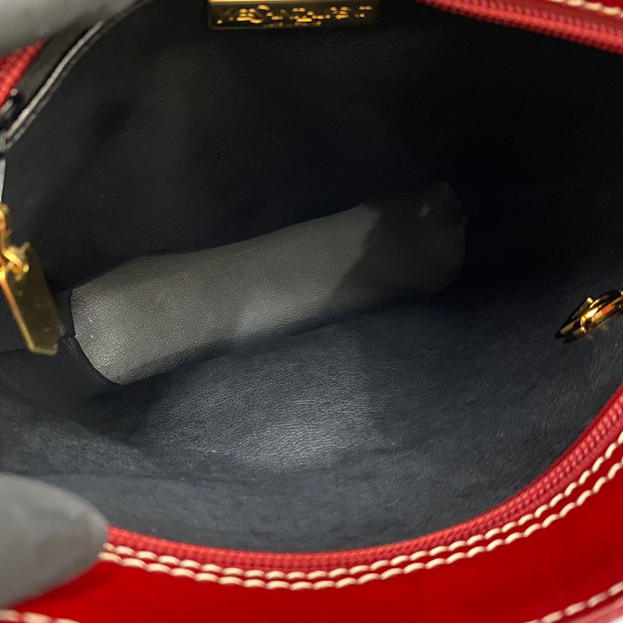 極 美品 YVES SAINT LAURENT イヴ・サンローラン ロゴ ステッチ YSL 
