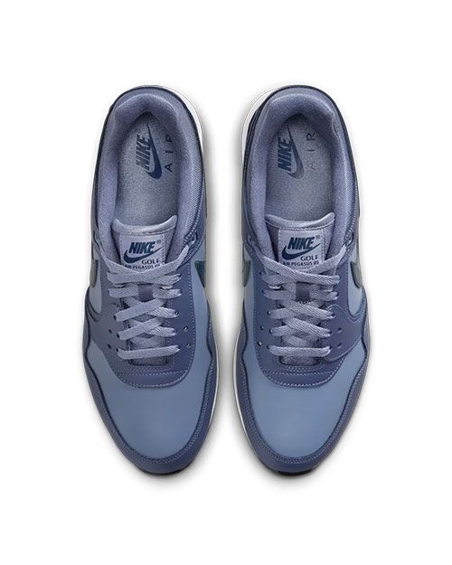 ゴルフシューズ