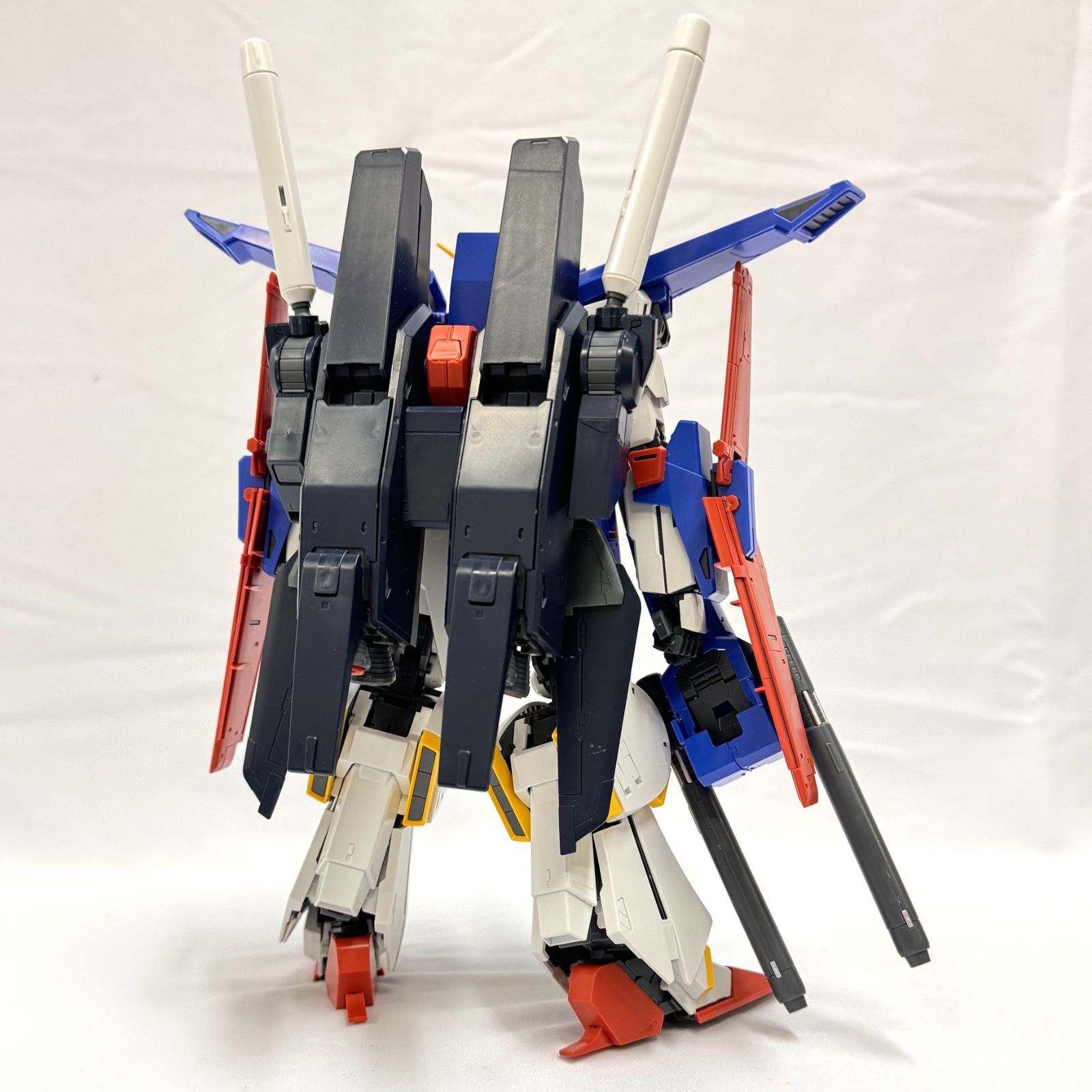 MG ZZ ガンダム Ver.Ka 1/100 新品 メルカリ最安値 MG 1/100 強化型ダブルゼータガンダム Ver.Ka 組立済 ZZガンダム