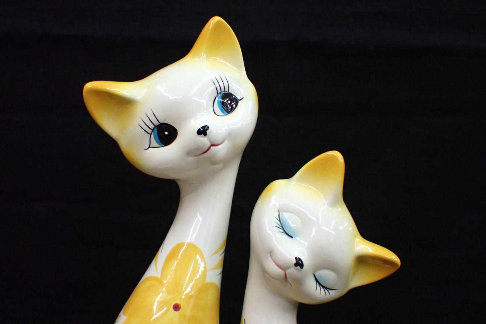 △ポップチューントーキョー 昭和レトロ ペア 陶器製 ネコの置物△猫 