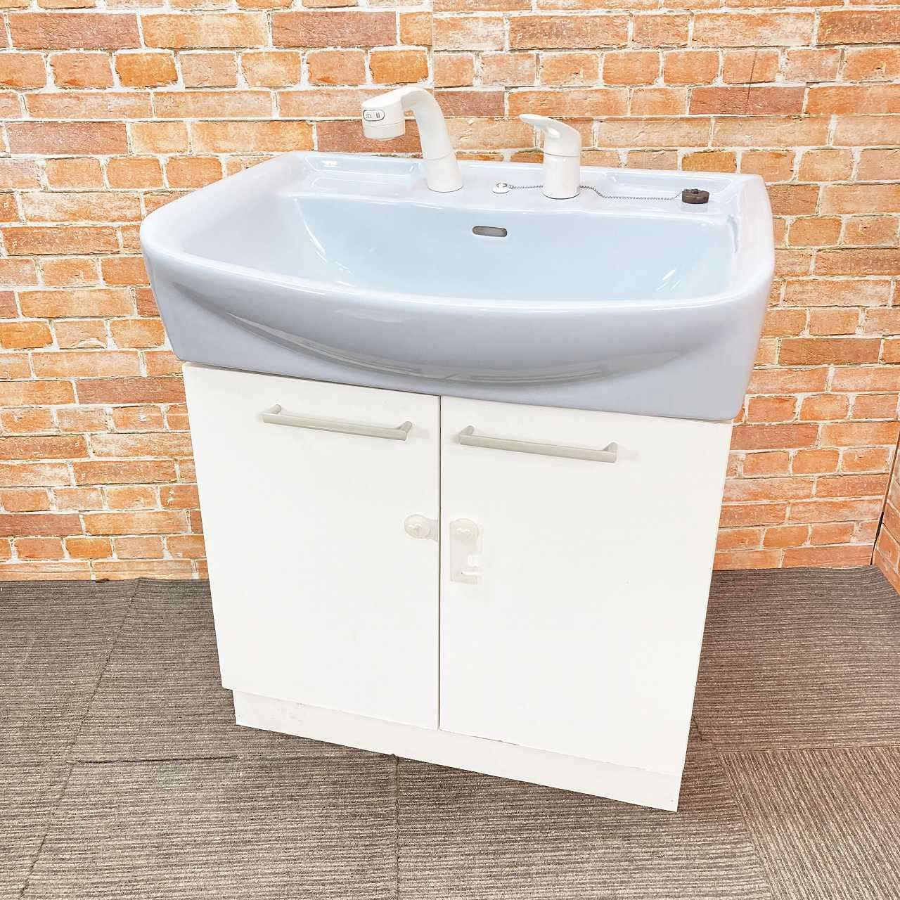 品 INAX 陶器製 シングルレバー混合水栓蛇口付き 2枚扉タイプ 手洗台 洗面化粧台 幅75cm 750mm 38I