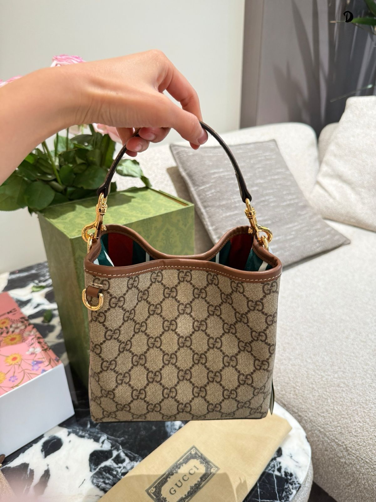 今日特価】Gucci Ophidia GG Tote Bag / グッチ オフィディア GG