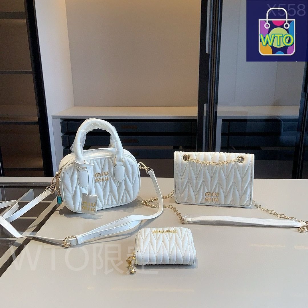miu miu 靴と鞄　セット ミュウミュウの新作靴とバッグ6選】「ガールで愛らしいのに