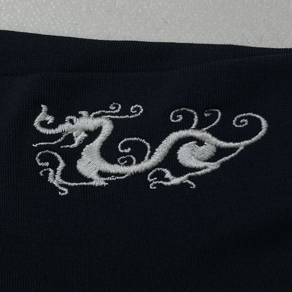 サイズ：2 DANCE WITH DRAGON ダンスウィズドラゴン  長袖ハイネックTシャツ  ブラック系 [240101458417] ゴルフウェア レディース ストスト サイズ：2 DANCE WITH DRAGON ダンスウィズドラゴン ハイネック