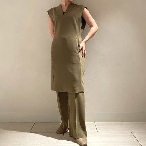 新品 Mame Kurogouchi マメクロゴウチ 22AW 日本製 V-Neck Sleeveless  