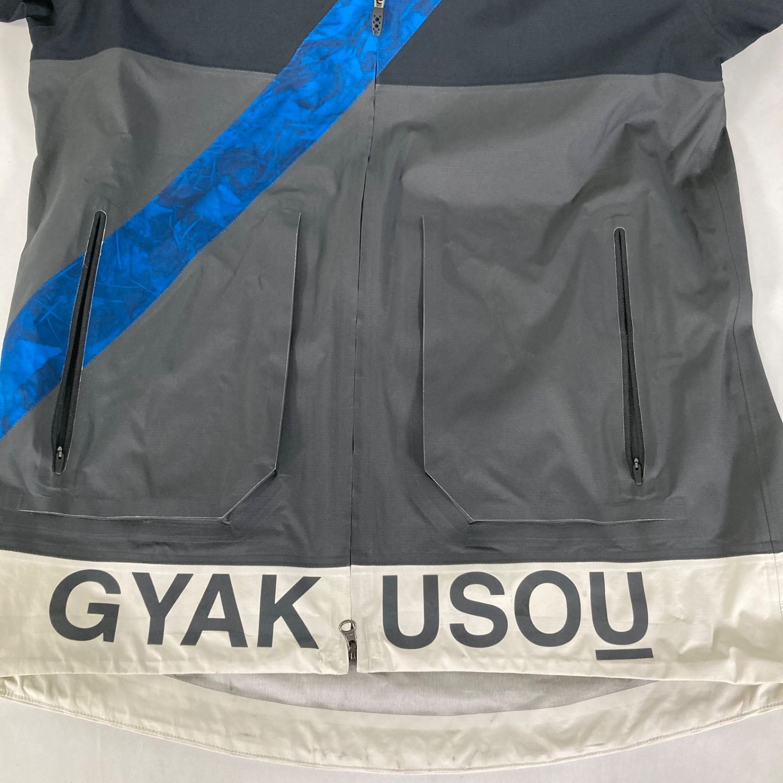 スポーツギャクソウ gyakusou ランニングウェア リーフ柄