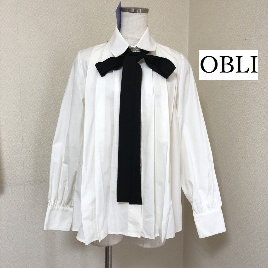 タグ付き OBLI (オブリ) 大人気 完売品 プリーツ ボウタイブラウス