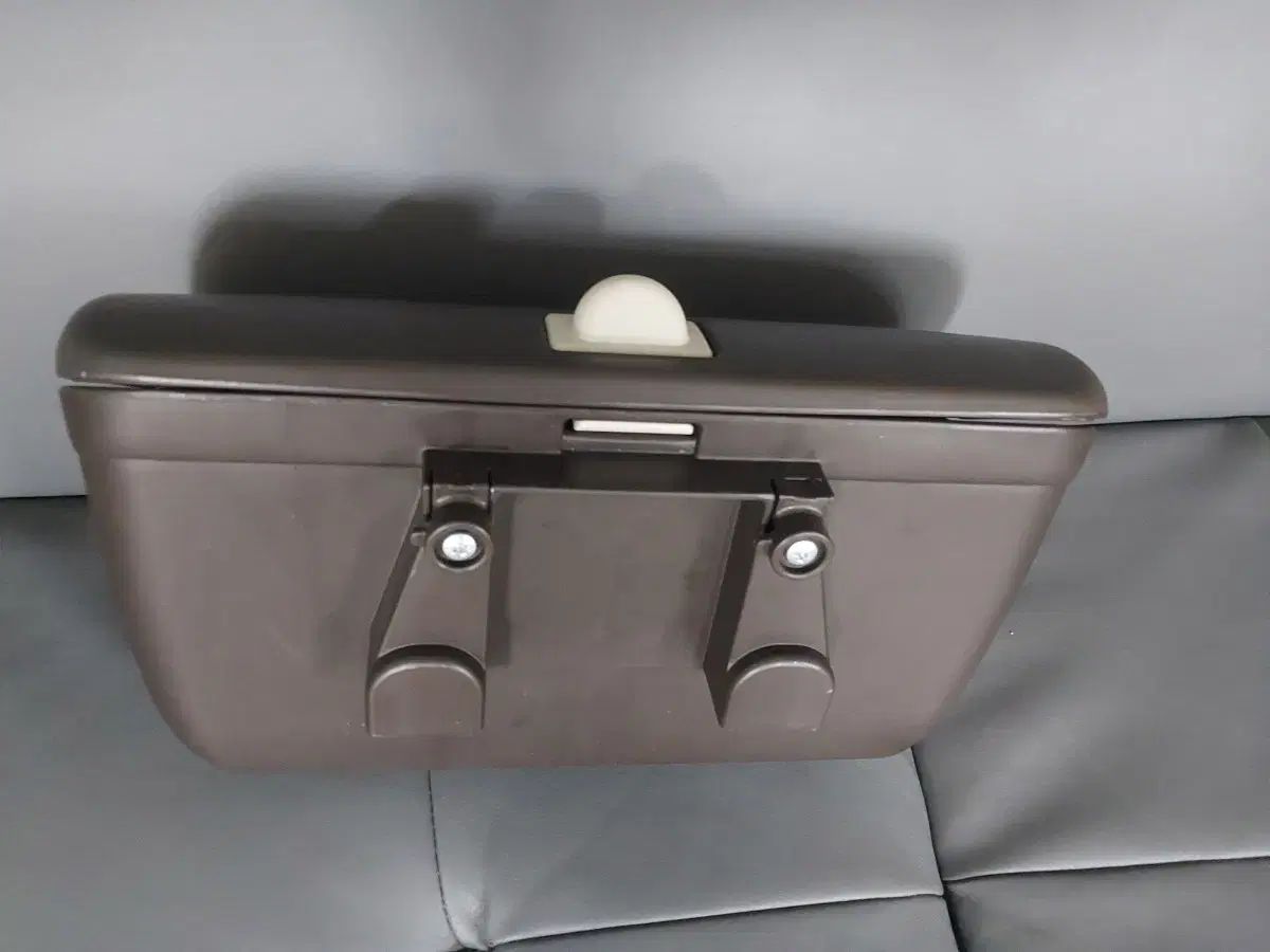 コンビ ネムリラ