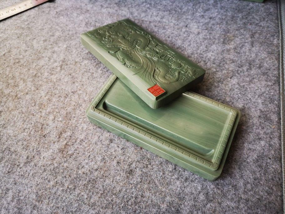 松花石硯 墨盒 文房四宝 筆墨紙筆硯 工芸品 美術品 置物 松花石硯 墨盒 文房四宝 筆墨紙筆硯 工芸品 美術品 置物 - メルカリ