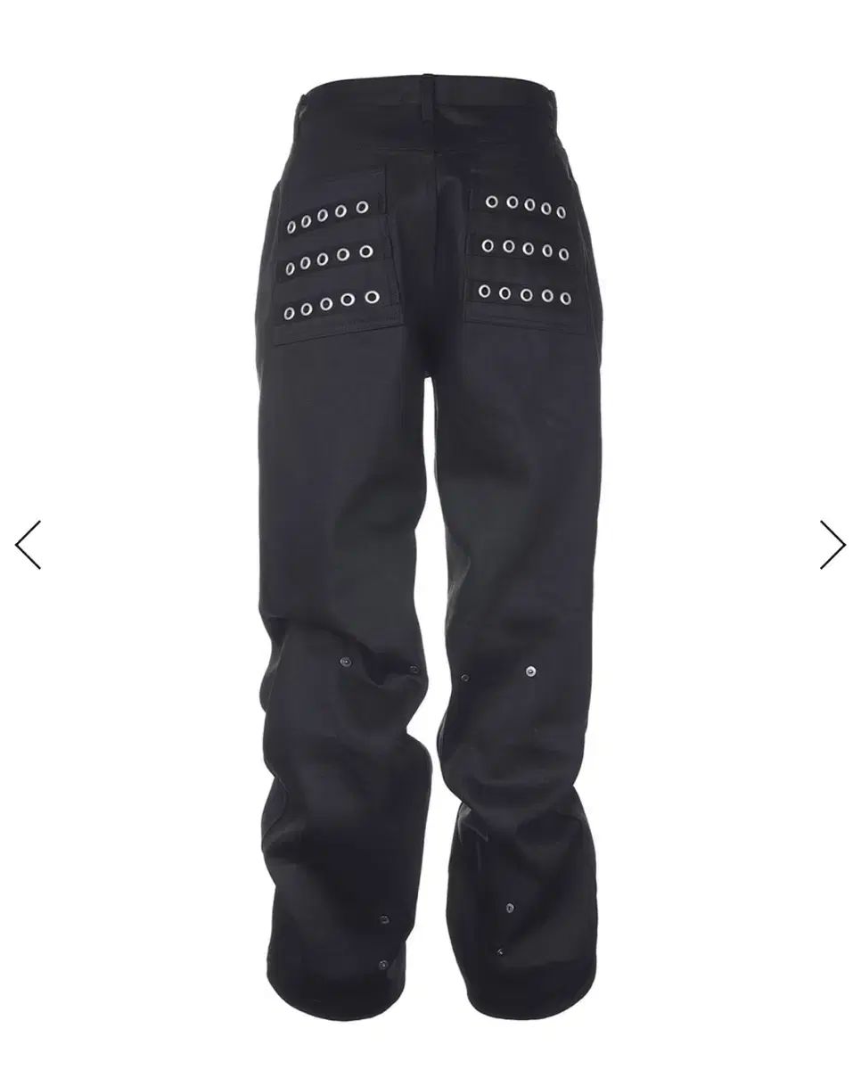Bアクセス Eyelet Button Black Jeans エンブロイダリー ボタン パンツ