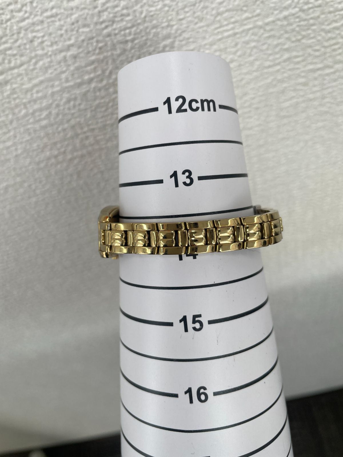 ホワイト シェル文字盤