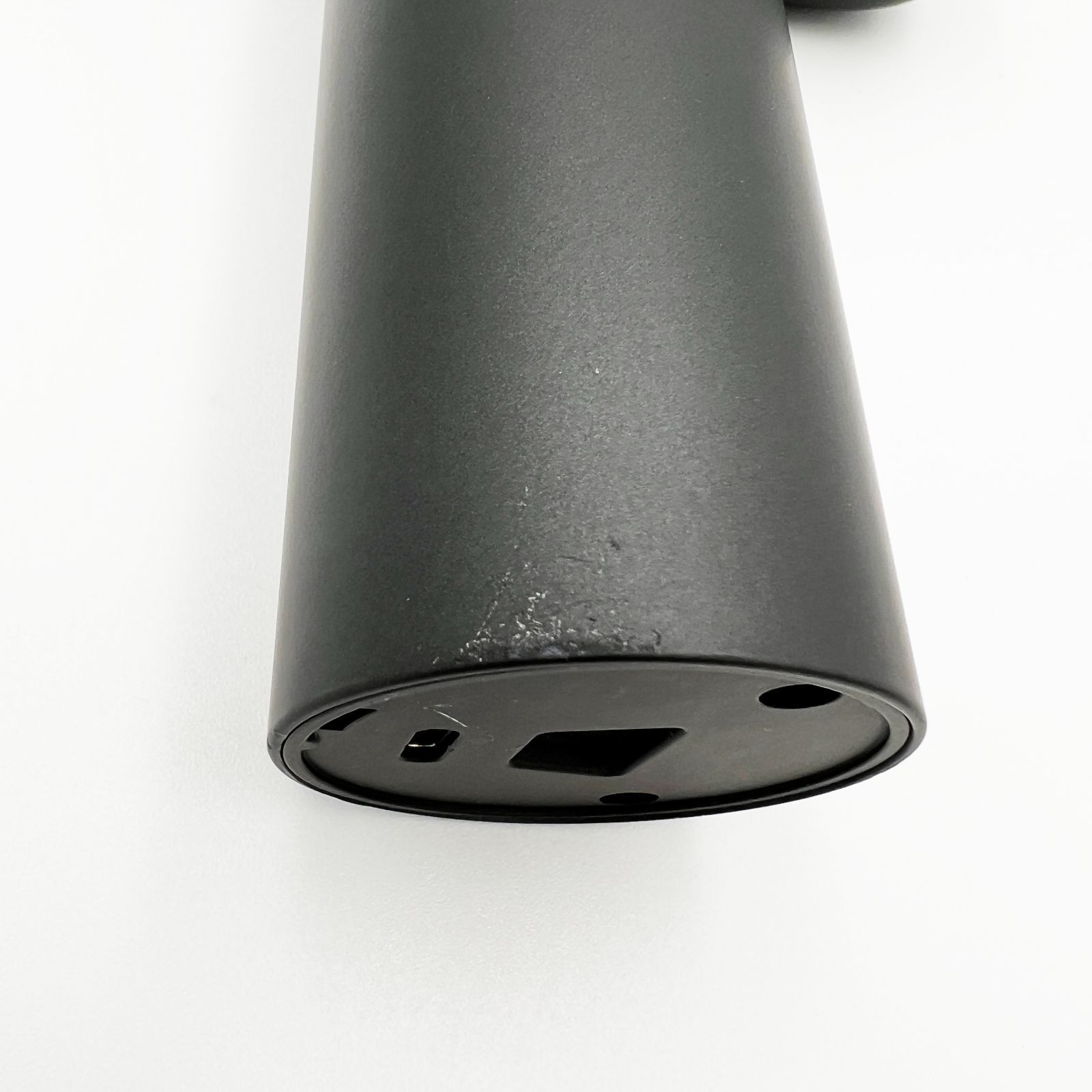 ブラック ハンディガン