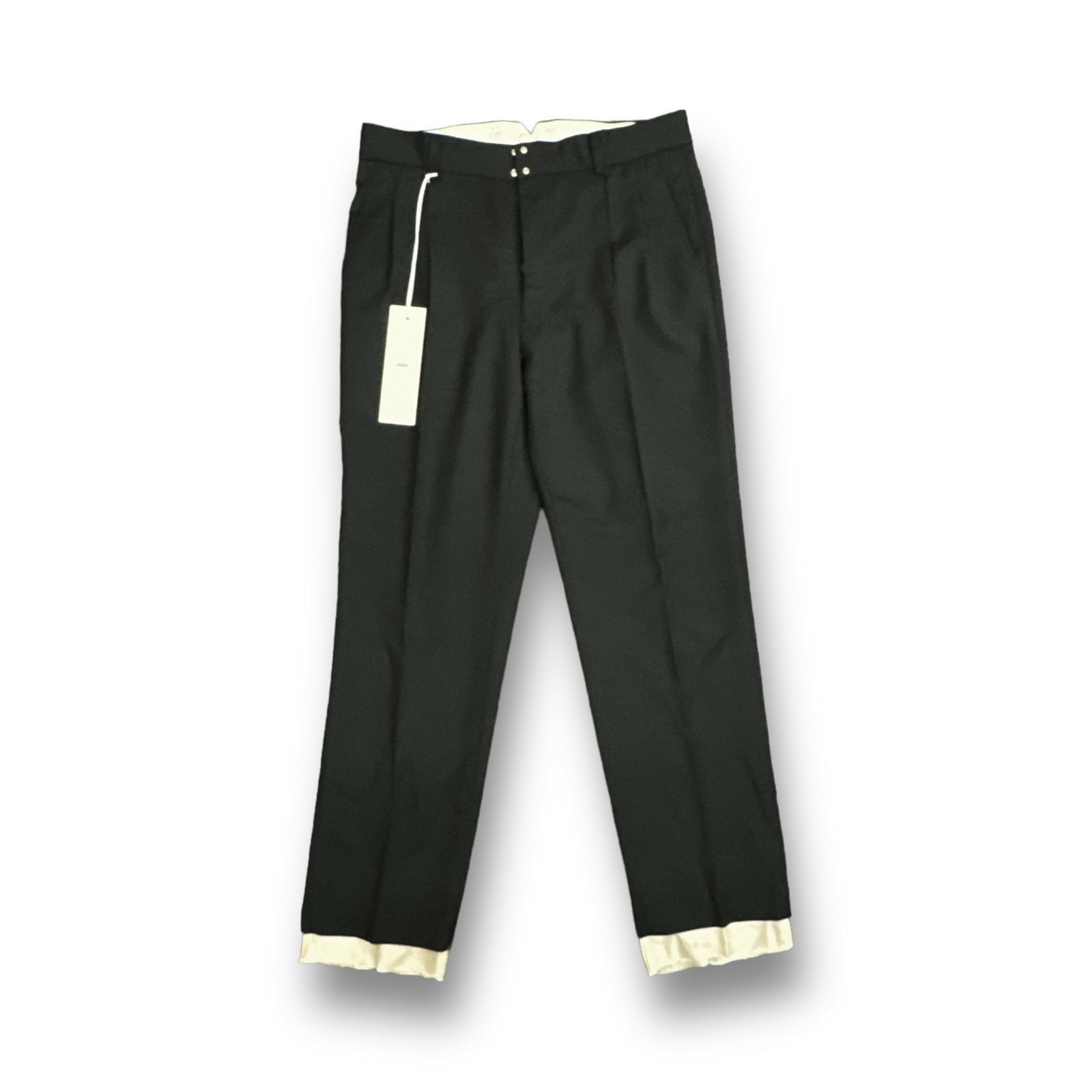 23AWSU01_BLACK_01_b21c8e5e-