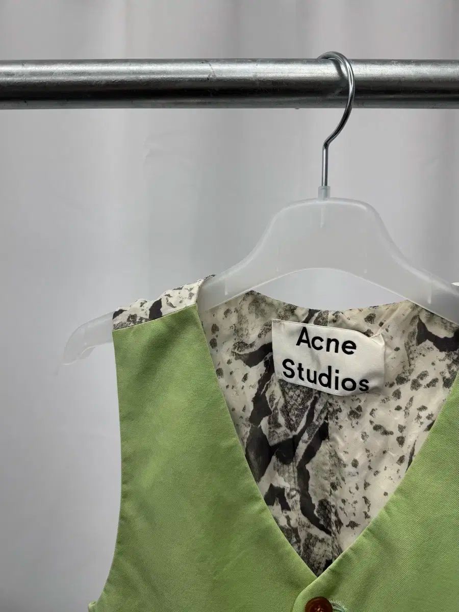 Acne Studios