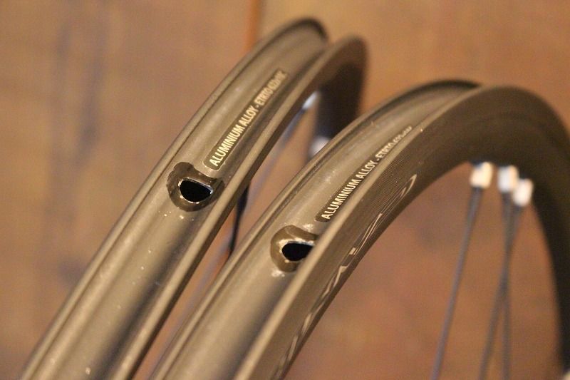 カンパニョーロ CAMPAGNOLO シャマル ミレ SHAMAL MILLE アルミ クリンチャー ホイールセット シマノ 11S ナローリム 15C  【芦屋店】 - メルカリ