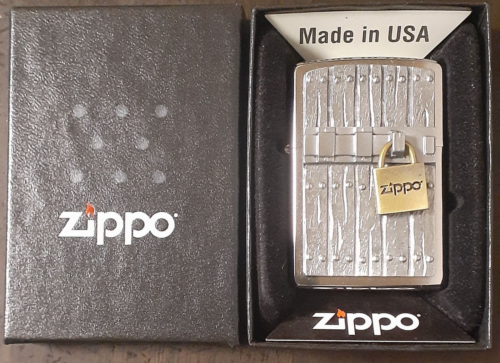 希少品 ZIPPO ジッポー 南京錠の扉レリーフ・ヘヴィプレート