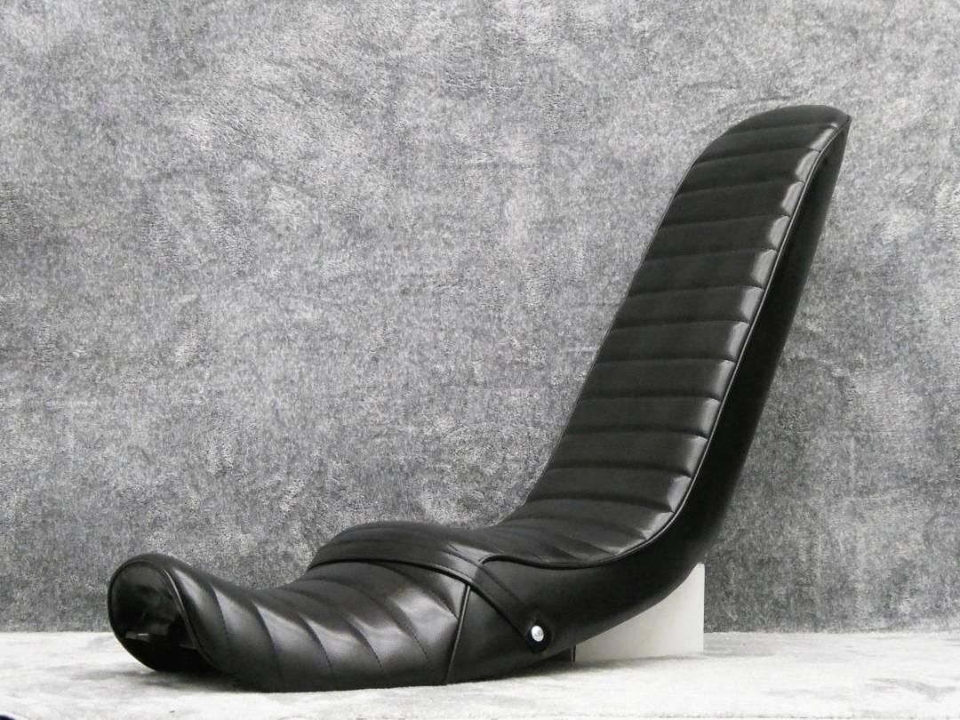 ゼファーΧ　黒皮　６０ｃｍ　三段シート/補強入 ZEPHYRχ ZR400G ゼファーΧ 黒皮 60cm 三段シート/補強入 ZEPHYRχ ZR400G ブラック