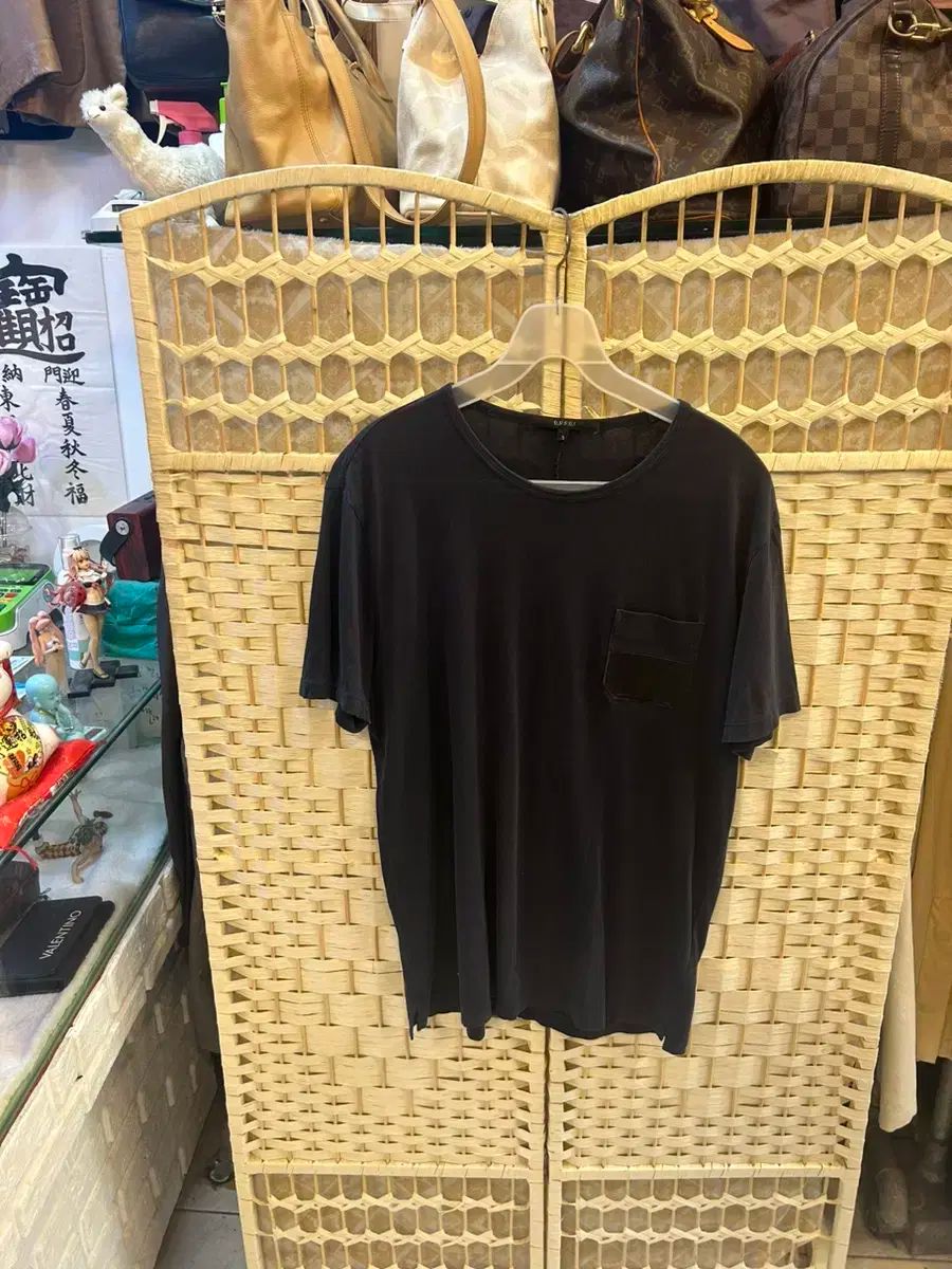 【雷市場（ポンジャン）商品韓国直送】100 ー 105 正規品 GUCCI(グッチ) 半袖 出品