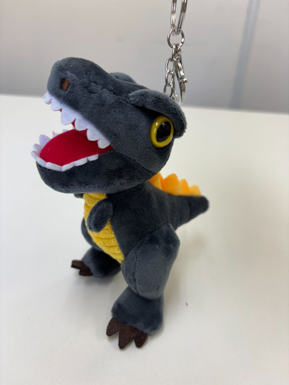 謎のぬいぐるみキーホルダー Amazon.co.jp: キーホルダー 文豪ストレイドッグス ぬいぐるみ
