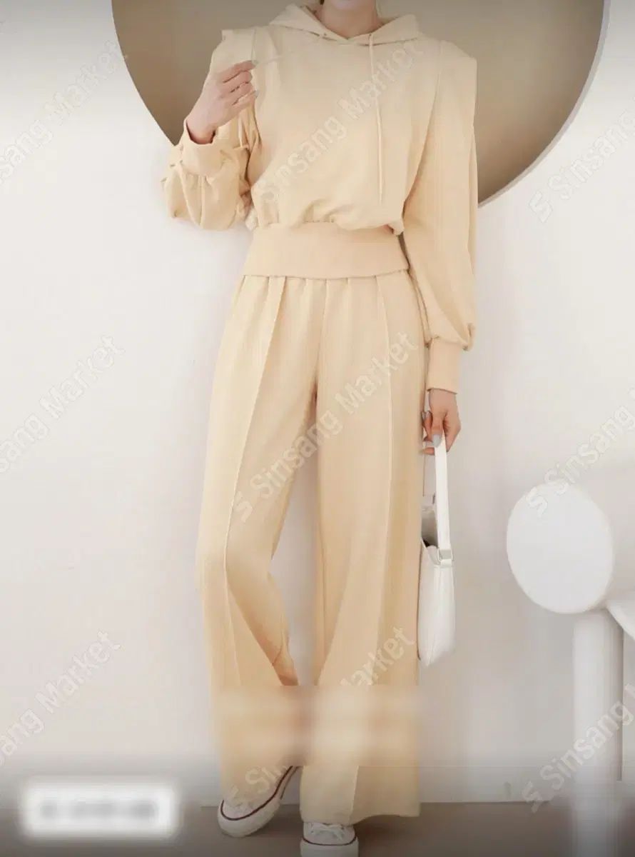 FLYTE ニコラ 真空管浮遊ランプ ※贈答品のため企業名入り ライト