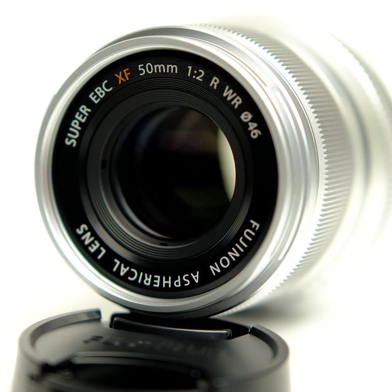 [ヒョン] フジノンXF50mm F2.0 シルバー Amazon.com : Fujifilm XF50mmF2 R WR Lens - Silver : Electronics