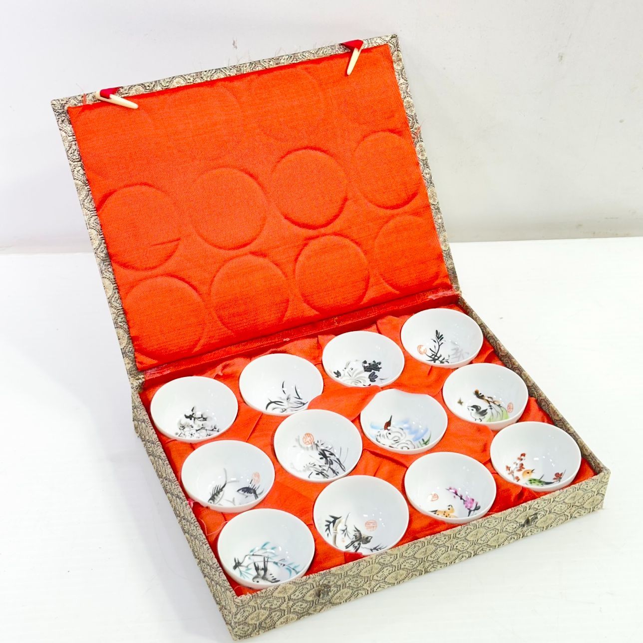 九谷焼 色絵 鶏 酒盃 重人 2客 : 九谷 盃 ぐい呑 一対 中村重人