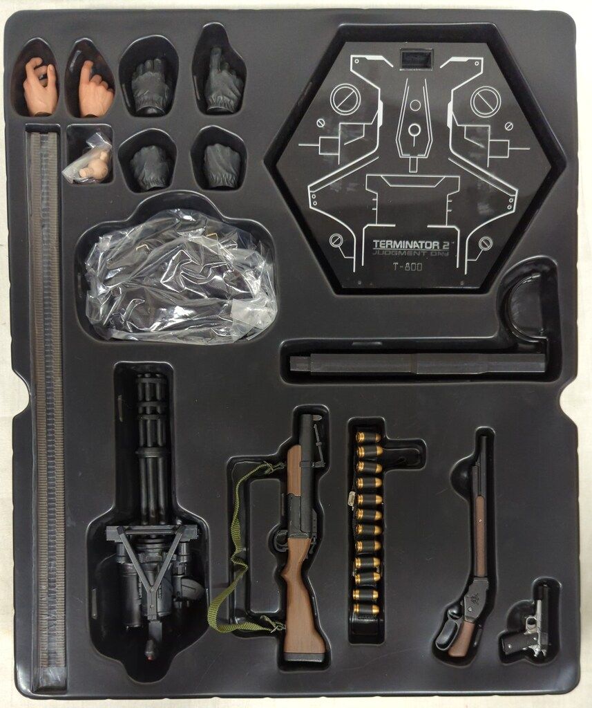 HOTTOYS MOVIE MASTERPIECE DX T-800 (DX10) DX10