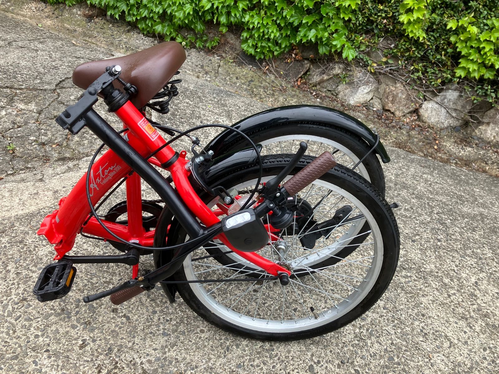 折り畳み自転車 20インチ