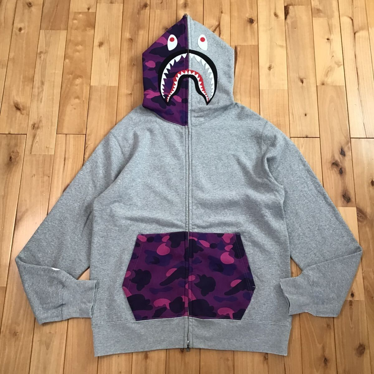 A BATHING APE シャークパーカー　Lサイズ　紫 エイプ シャークパーカー L グレー 紫 ape