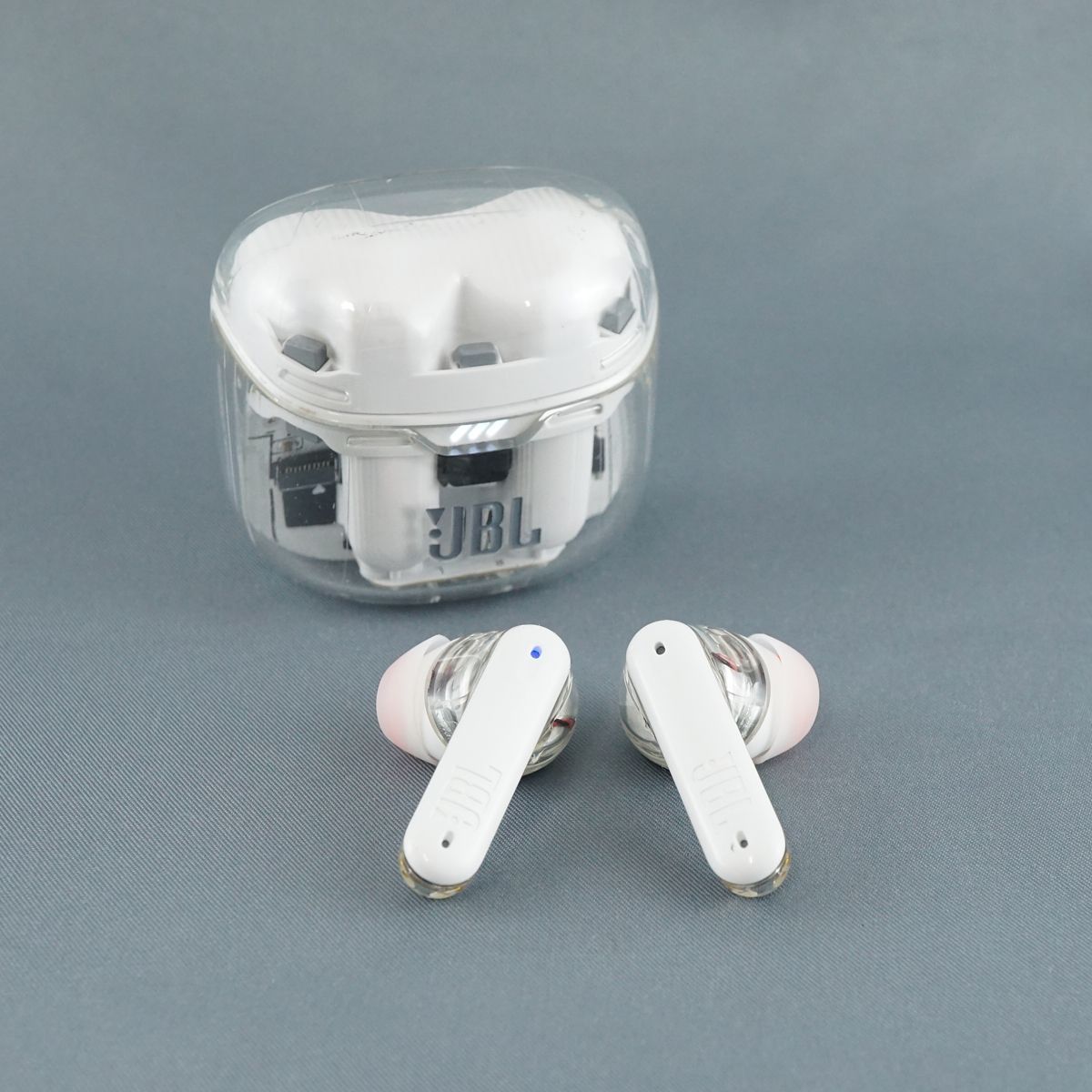 JBL Tune Flex Ghost Edition 完全ワイヤレスイヤホン USED美品 JBL Tune Flex Ghost Edition 完全ワイヤレスイヤホン USED美品