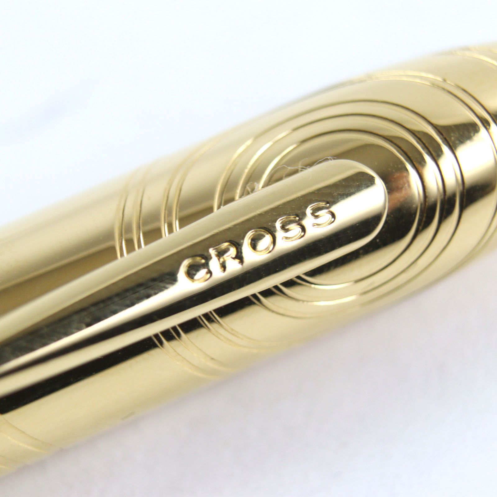 極美品○CROSS クロス AT0046D-39FD Townsend タウンゼント ペン先18K Fニブ 希少 330/1977本 スターウォーズリミテッドエディション C-3PO ペンスタンド付き 万年筆 ゴールド 箱・ケース付き 定価77,000円 CROSS クロス AT0046D-39 万年筆 18金ペン先 C-3PO