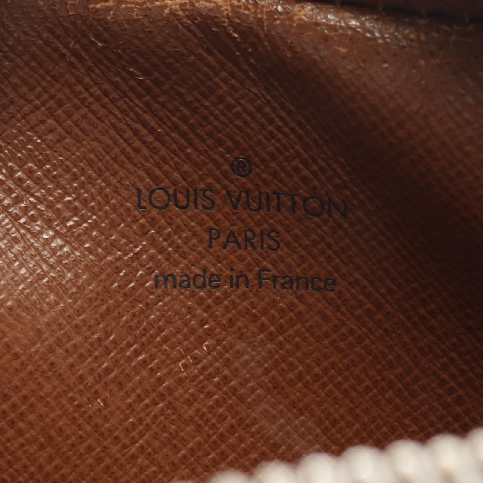 VUITTON