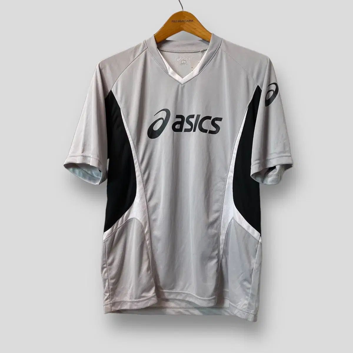 【雷市場（ポンジャン）商品韓国直送】（ L ) アシックス 機能性 半袖Tシャツ