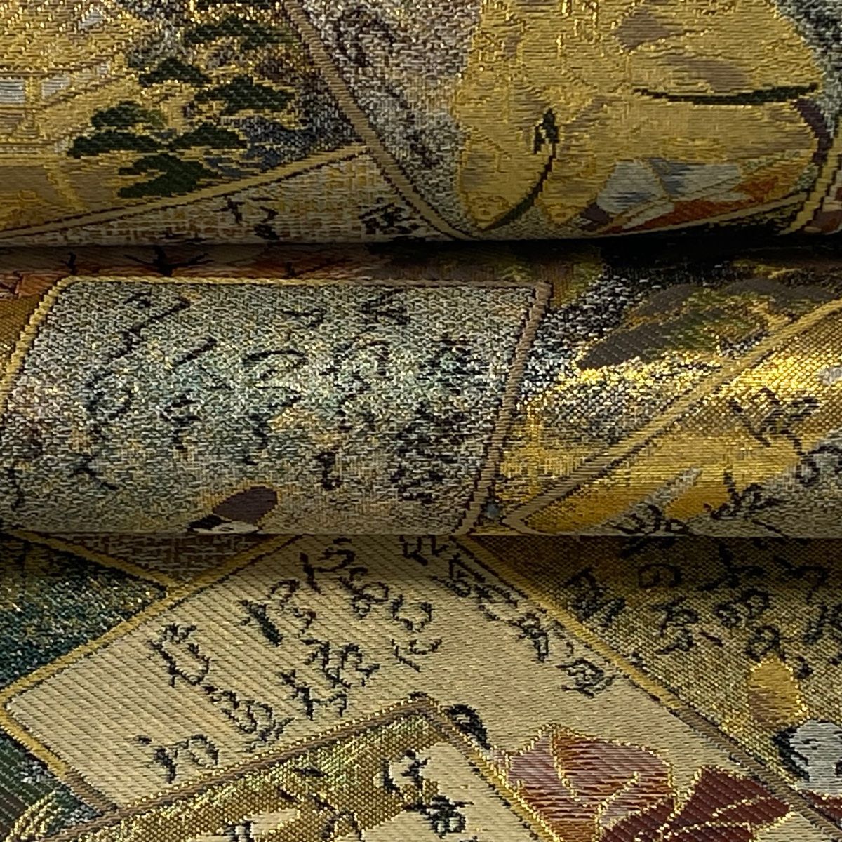 丸帯 美品 逸品 花鳥画天井絵巻 箔 金色 全通 正絹 【中古】（丸帯 美  