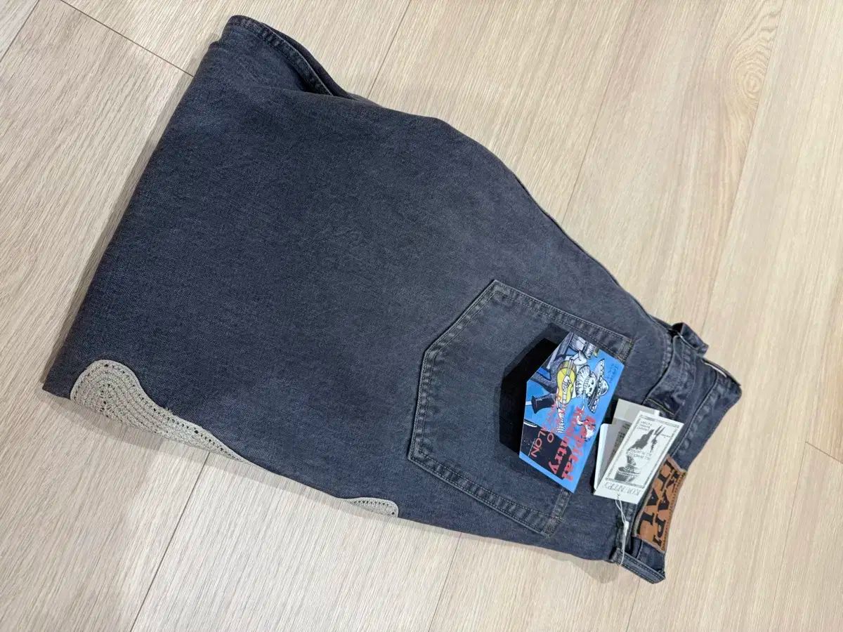 [36] KAPITAL BONE デニムショーツ　黒 KAPITAL(キャピタル) / 14ozブラックデニム 5Pショートパンツ